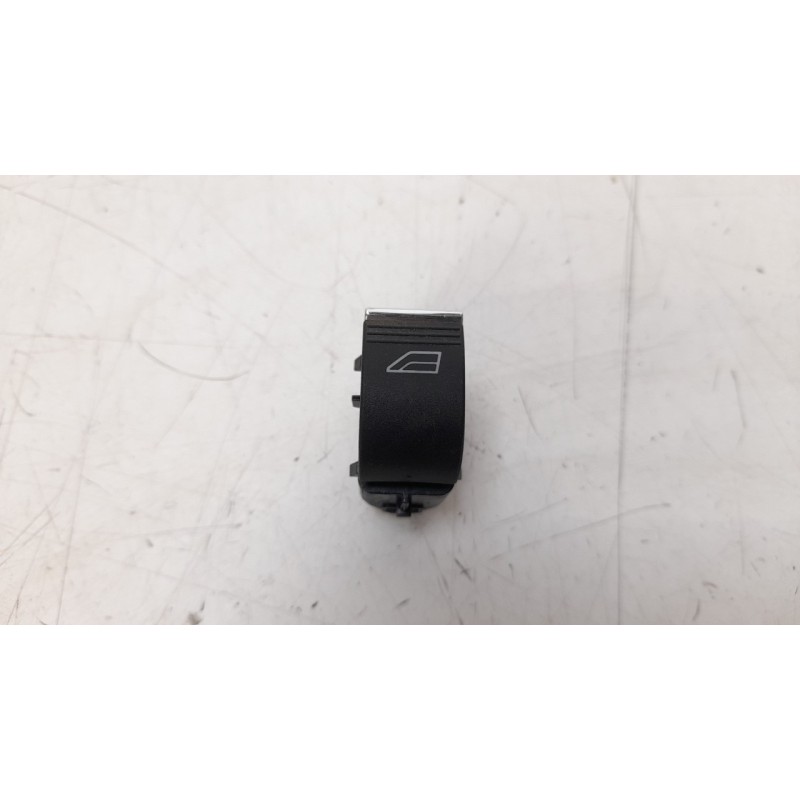 Recambio de mando elevalunas trasero derecho para ford focus lim. (cb8) edition referencia OEM IAM 1861098 IAF670027FV 