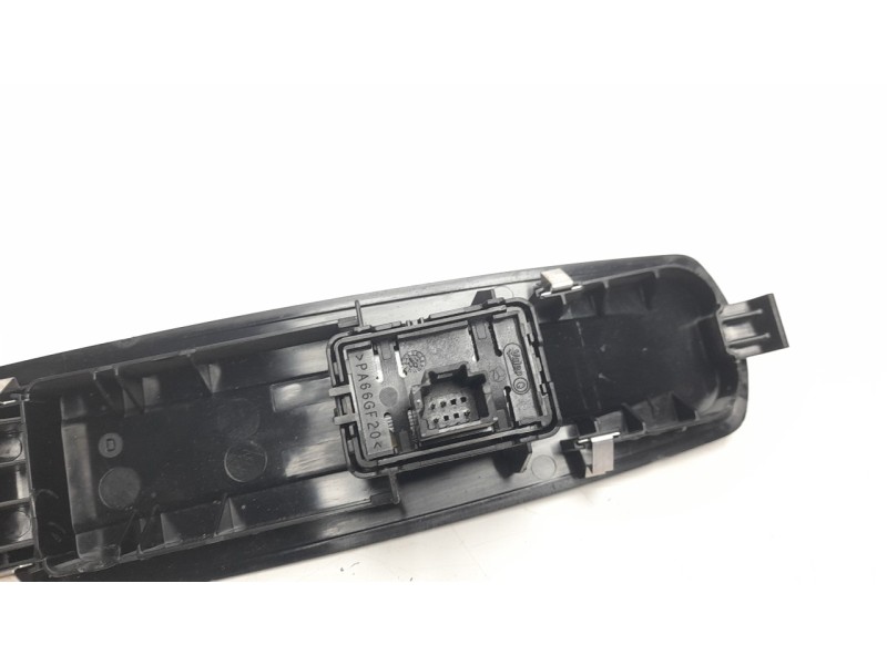 Recambio de mando elevalunas delantero derecho para renault scenic iii expression referencia OEM IAM 254010003R REN14580 