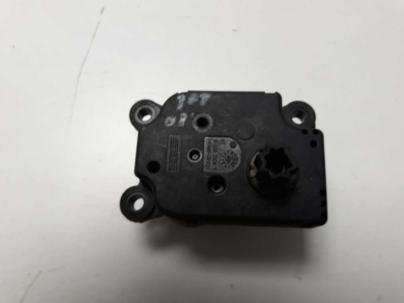 Recambio de motor calefaccion para citroen c3 1.4 vivace referencia OEM IAM F663746X  