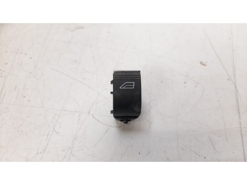 Recambio de mando elevalunas trasero izquierdo para ford focus lim. (cb8) edition referencia OEM IAM 1861098 IAF670027 