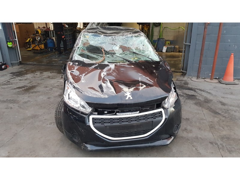 peugeot 208 del año 2015