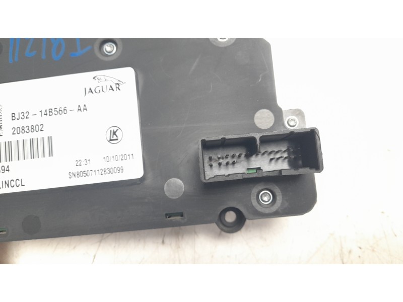 Recambio de mando asiento delantero izquierdo para land rover evoque 2.0 turbo cat referencia OEM IAM BJ3214B566AA  