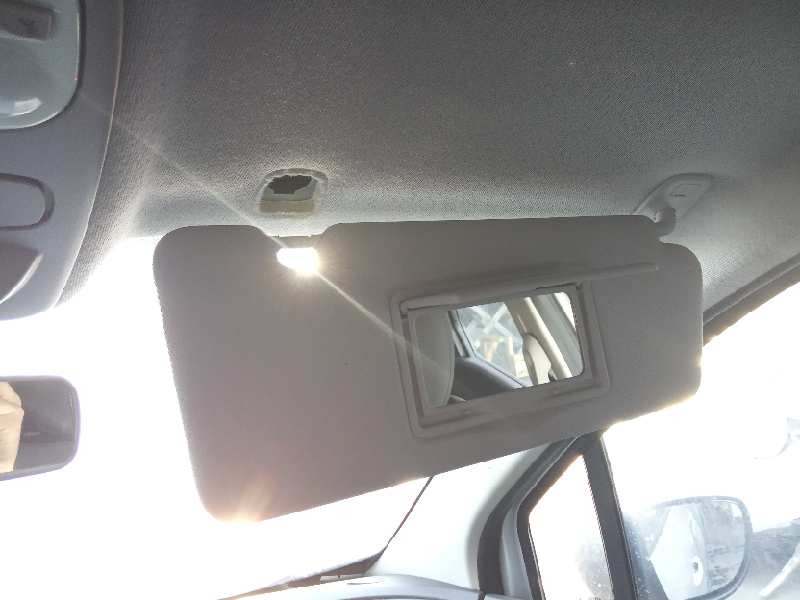 Recambio de parasol derecho para renault captur zen referencia OEM IAM   