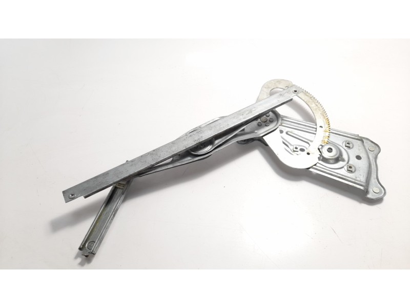 Recambio de elevalunas trasero izquierdo para renault scenic iii expression referencia OEM IAM 827216769R  