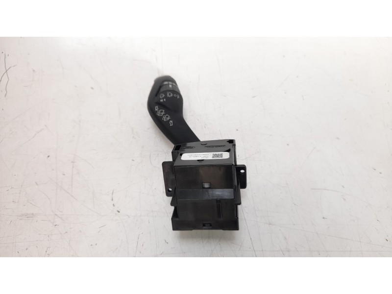 Recambio de mando limpia para ford focus lim. (cb8) edition referencia OEM IAM AV6T17A553AE  