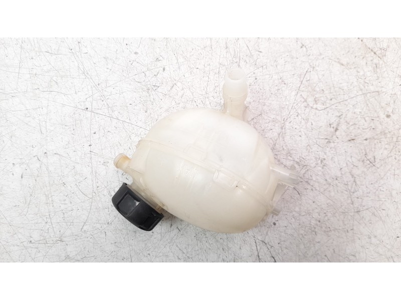 Recambio de deposito expansion para opel corsa f 1.2 referencia OEM IAM 9824198680  