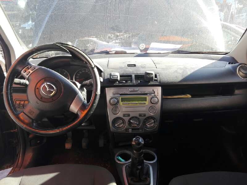 mazda 2 berlina (dy) del año 2003