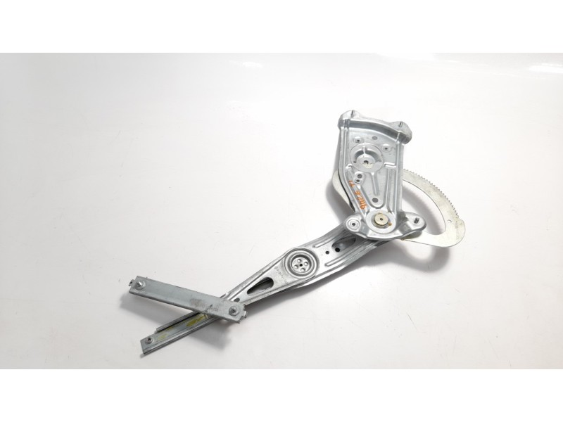 Recambio de elevalunas trasero izquierdo para renault scenic iii expression referencia OEM IAM 827216769R  