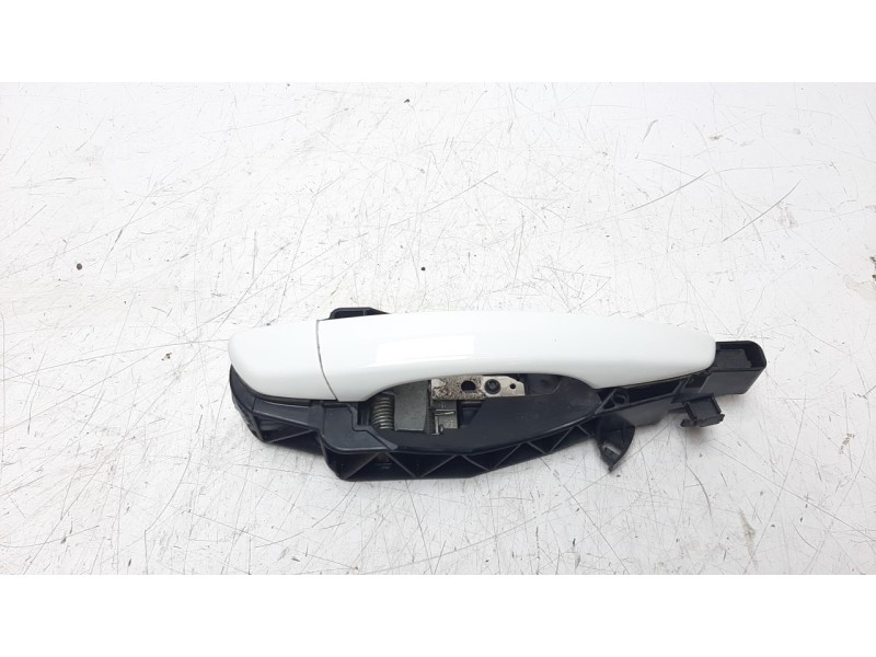 Recambio de maneta exterior delantera derecha para citroen c4 cactus 1.2 12v e-vti referencia OEM IAM 980297821T  