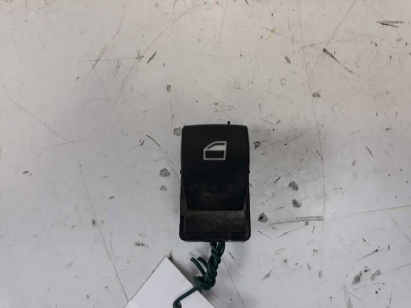 Recambio de mando elevalunas trasero izquierdo para bmw serie 5 berlina (e60) 520d referencia OEM IAM 159399471877C  