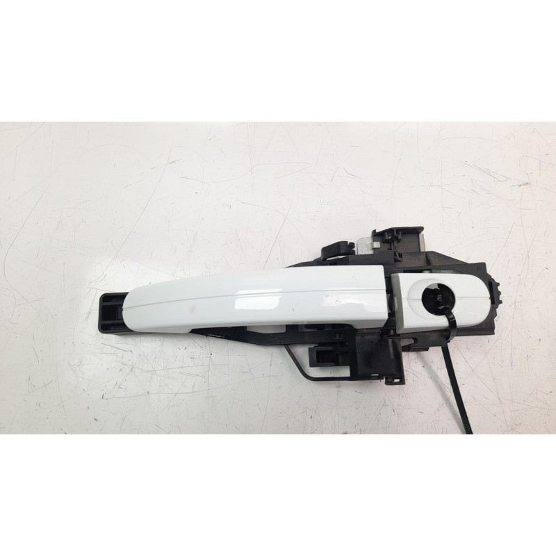 Recambio de maneta exterior delantera izquierda para ford focus lim. (cb8) edition referencia OEM IAM AM51U22404CA  