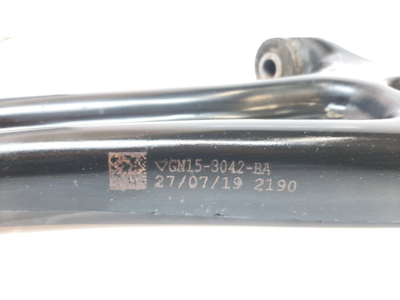 Recambio de brazo suspension delantero derecho para ford ecosport (cr6) trend referencia OEM IAM GN153042BA  