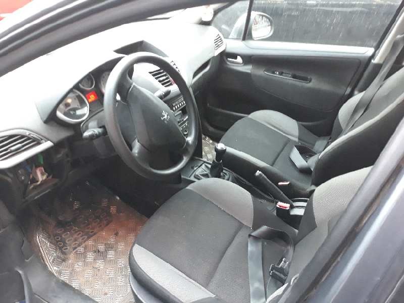 peugeot 207 del año 2007