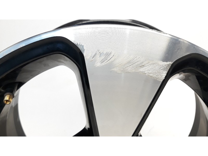 Recambio de llanta para smart fortwo cabrio referencia OEM IAM 4534015801  