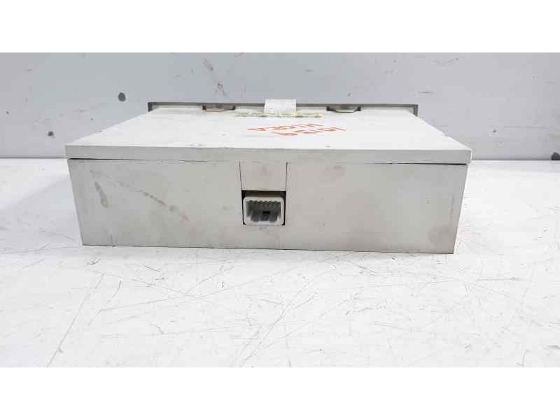 Recambio de pantalla multifuncion para nissan micra (k12e) 1.4 cat referencia OEM IAM AX6083567014  