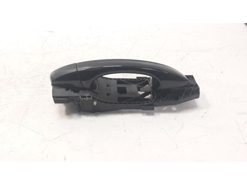 Recambio de maneta exterior delantera derecha para volkswagen golf vii lim. 1.6 tdi dpf referencia OEM IAM 5G0837206N  