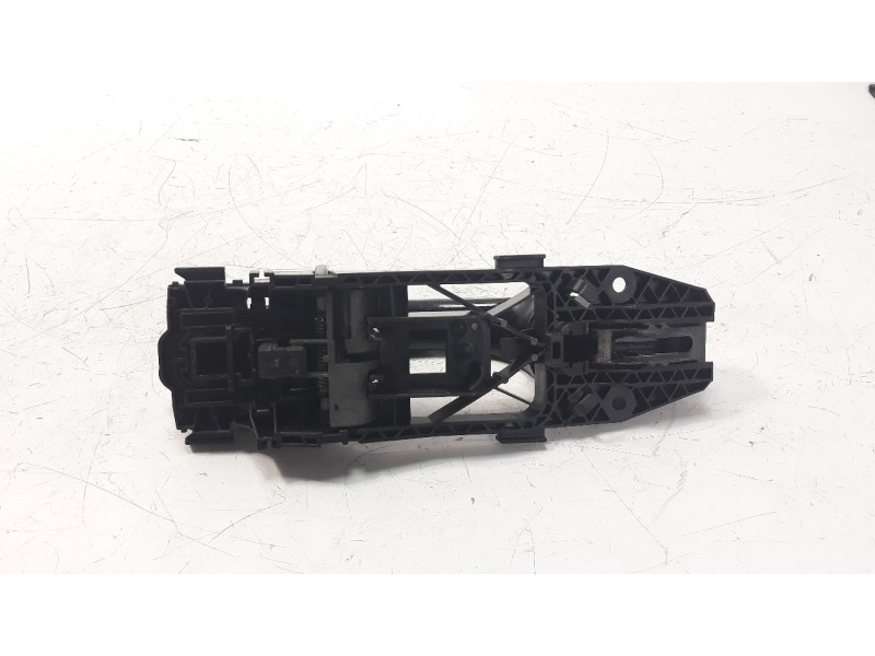 Recambio de maneta exterior delantera derecha para volkswagen golf vii lim. 1.6 tdi dpf referencia OEM IAM 5G0837206N  