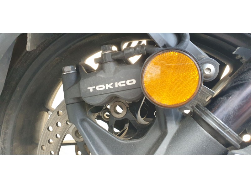 Recambio de pinza de freno delantera derecha para honda cb1000 r cb 1000r referencia OEM IAM 45250MJMD31  