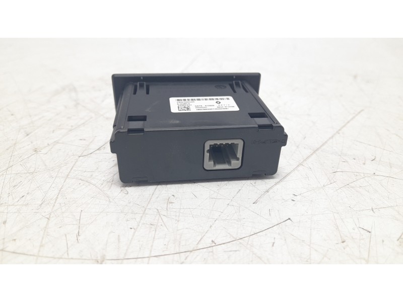 Recambio de modulo electronico para renault captur ii 1.3 tce referencia OEM IAM 280230033R  