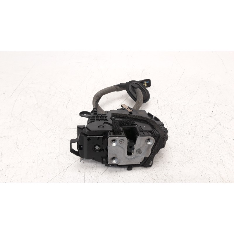 Recambio de cerradura puerta delantera derecha para renault clio v 1.5 blue dci diesel fap referencia OEM IAM 805029595R  