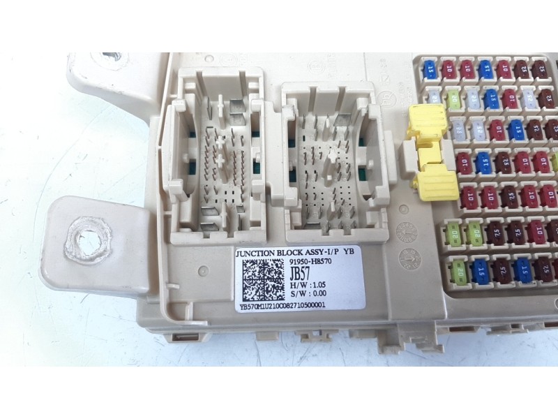 Recambio de caja reles / fusibles para kia stonic (ybcuv) 1.0 tgdi cat referencia OEM IAM 91950H8570  