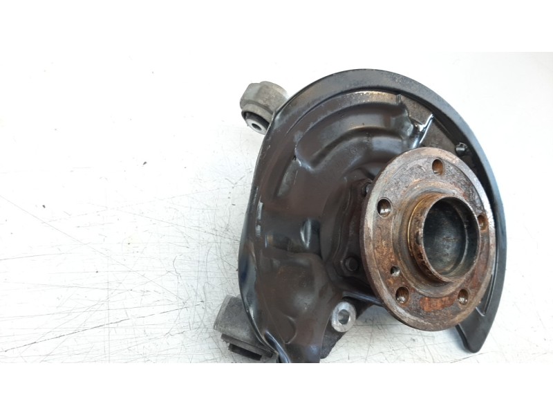 Recambio de mangueta trasera derecha para mercedes-benz clase a (w176) 1.5 cdi cat referencia OEM IAM A2460306  