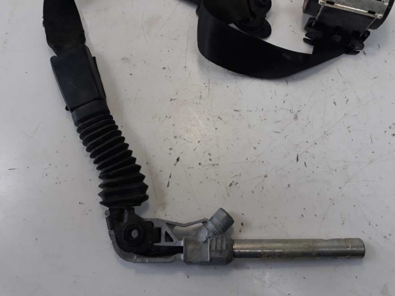 Recambio de cinturon seguridad delantero derecho para bmw serie 5 berlina (e60) 520d referencia OEM IAM 601629600D  