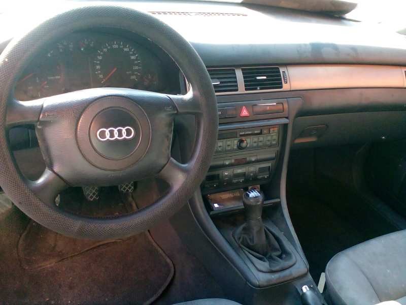 audi a6 berlina (4b2) del año 2003