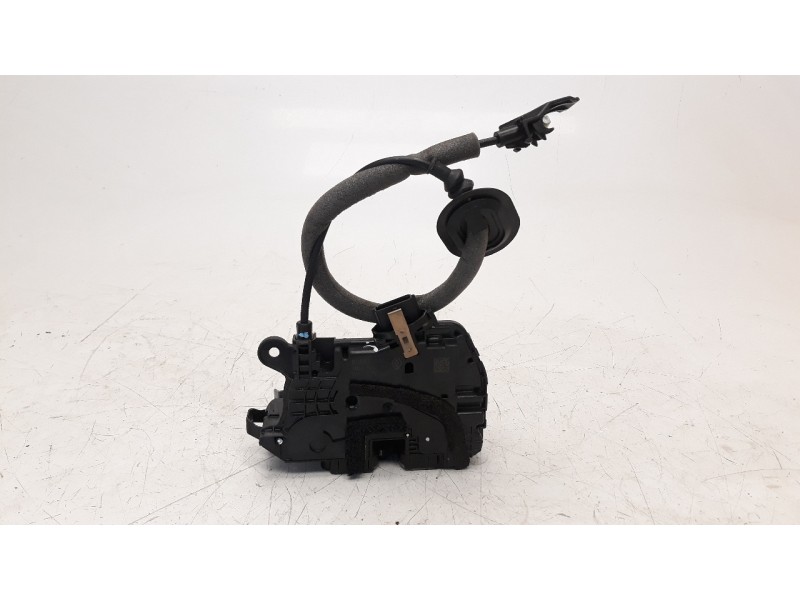 Recambio de cerradura puerta delantera derecha para renault clio v 1.5 blue dci diesel fap referencia OEM IAM 805029595R  