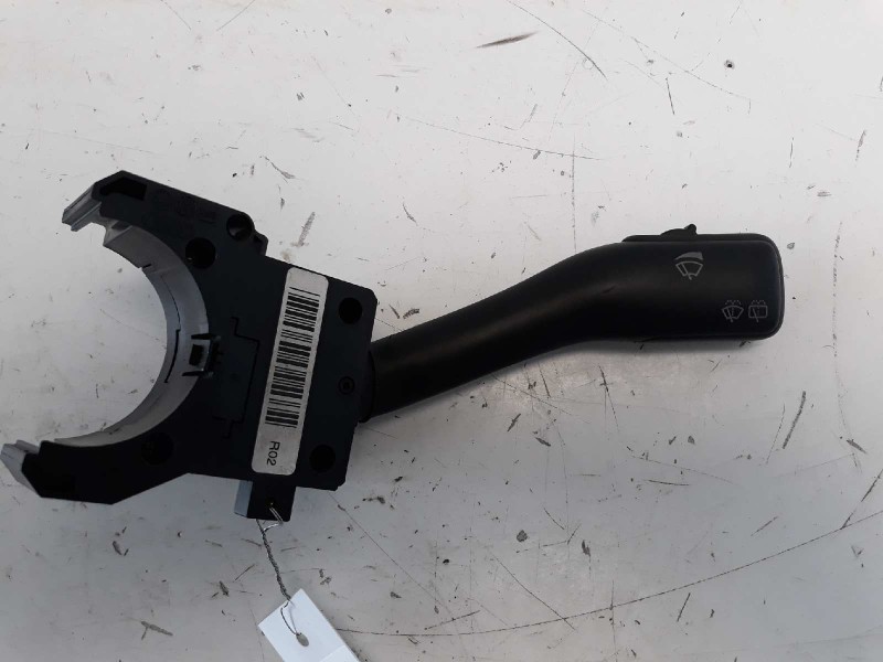 Recambio de mando limpia para volkswagen golf iv berlina (1j1) conceptline referencia OEM IAM 4B0953503F  