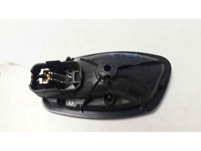 Recambio de maneta interior delantera derecha para renault captur zen referencia OEM IAM 806700005R  
