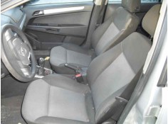 opel astra h berlina del año 2004 2