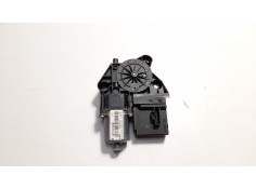 MOTOR ELEVALUNAS TRASERO IZQUIERDO 827310166R 827310166R 0130822517