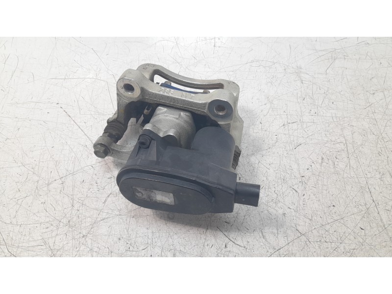Recambio de pinza de freno delantera derecha para kia niro referencia OEM IAM 58130K4100  