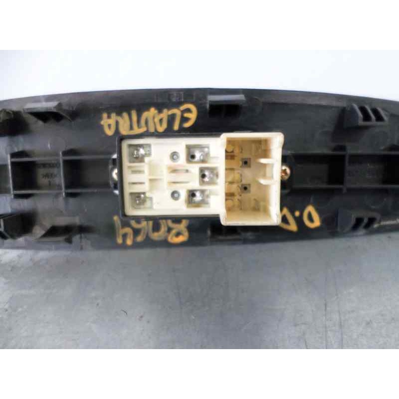 Recambio de mando elevalunas delantero derecho para hyundai elantra (xd) 2.0 cdri gls (4-ptas.) (2004) referencia OEM IAM   