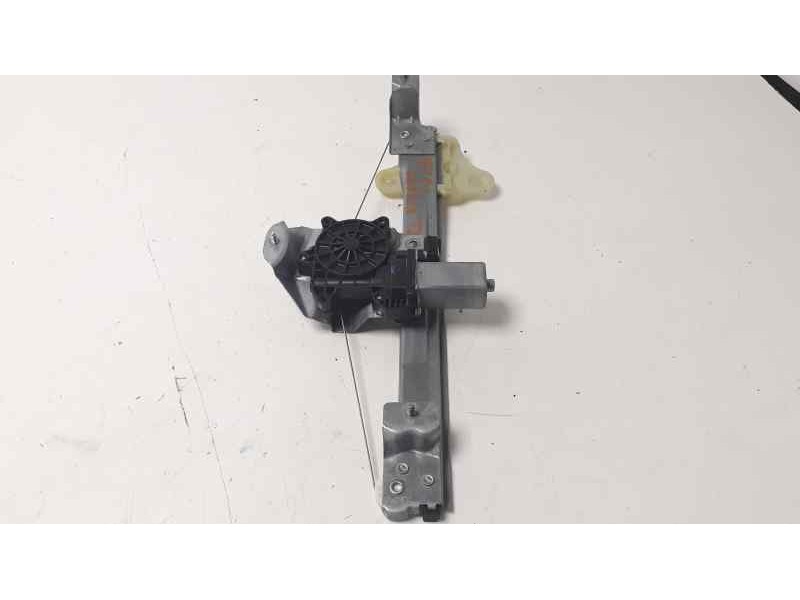 Recambio de elevalunas trasero izquierdo para renault captur zen referencia OEM IAM  106199719 