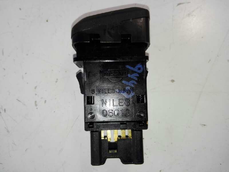 Recambio de warning para nissan almera (n16/e) acenta referencia OEM IAM 06016  