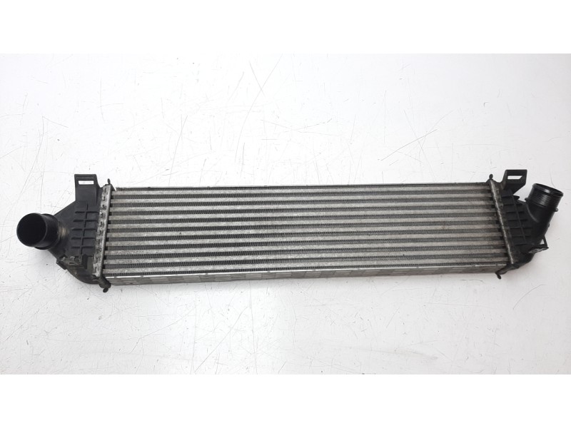 Recambio de intercooler para volvo v40 1.6 diesel cat referencia OEM IAM 31319168  