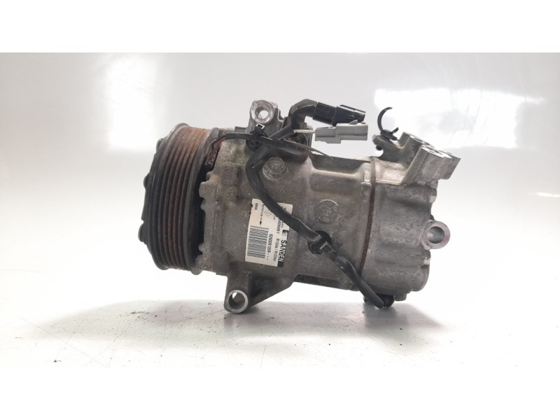 Recambio de compresor aire acondicionado para renault clio v 1.5 blue dci diesel fap referencia OEM IAM 926009126R CAF890017 