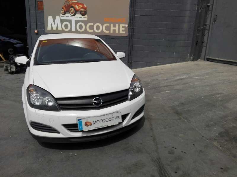 opel astra gtc del año 2005