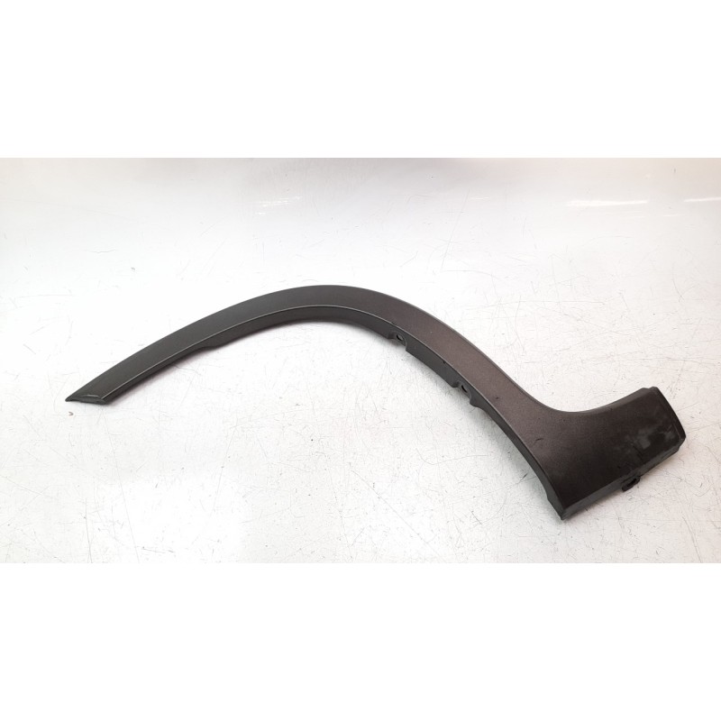 Recambio de aletin delantero izquierdo para fiat 500 l (330) 1.3 16v jtd cat referencia OEM IAM 735568352  