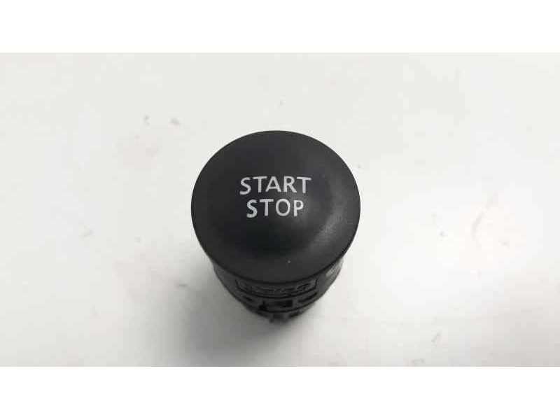 Recambio de interruptor para renault captur zen referencia OEM IAM   