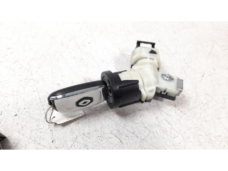Recambio de conmutador de arranque para renault clio v 1.5 blue dci diesel fap referencia OEM IAM 285916400R  