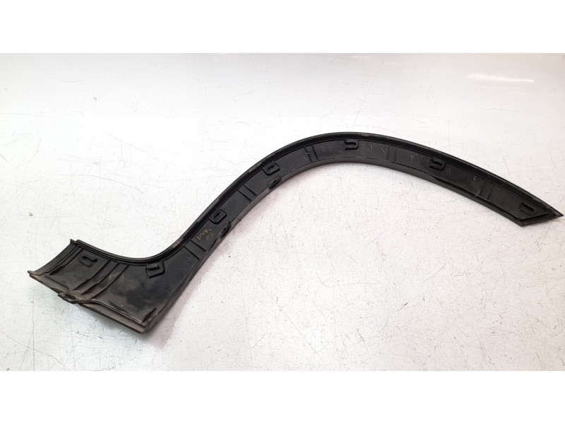 Recambio de aletin delantero izquierdo para fiat 500 l (330) 1.3 16v jtd cat referencia OEM IAM 735568352  