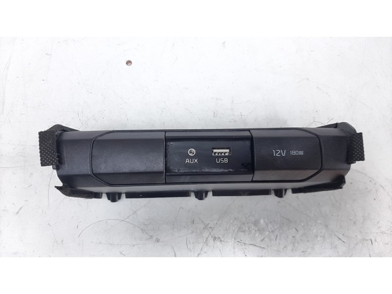 Recambio de modulo electronico para kia stonic (ybcuv) 1.0 tgdi cat referencia OEM IAM 96120H8100  