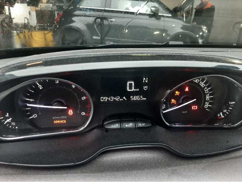 Recambio de cuadro instrumentos para peugeot 2008 (--.2013) allure referencia OEM IAM 9805408780  