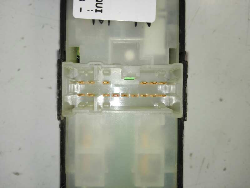 Recambio de mando elevalunas delantero izquierdo para nissan almera (n16/e) acenta referencia OEM IAM 254015M000 NIS19520 