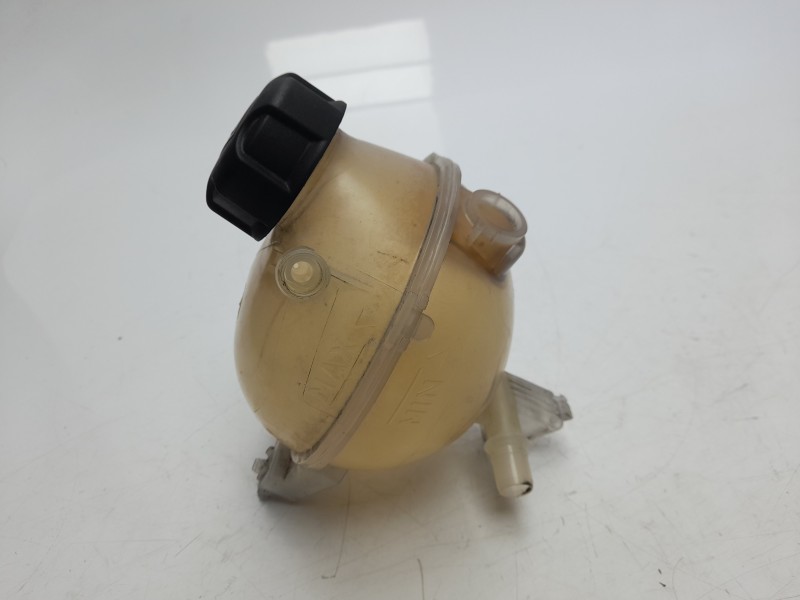Recambio de deposito expansion para peugeot 2008 (--.2013) allure referencia OEM IAM 9800777280  