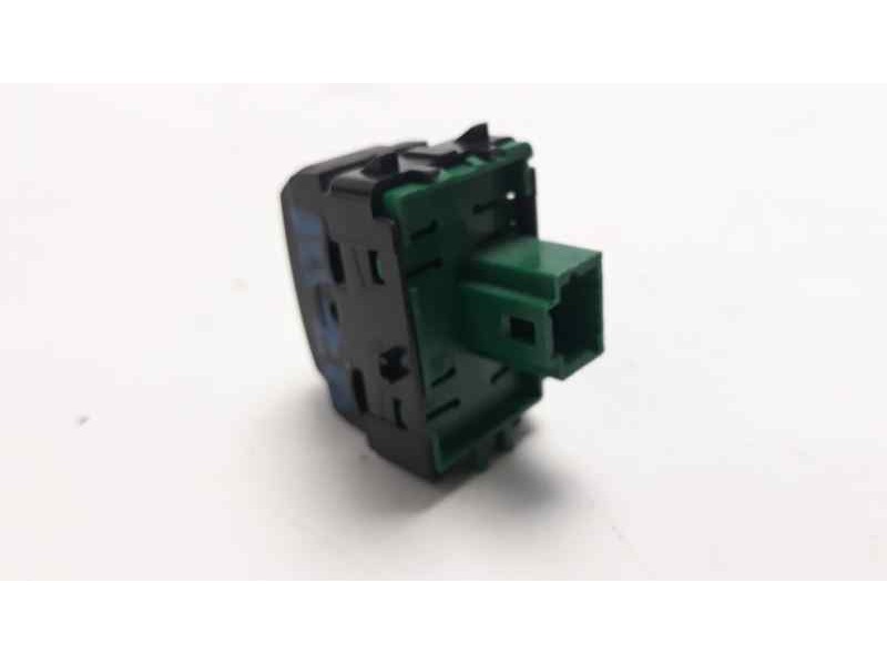 Recambio de interruptor para renault captur zen referencia OEM IAM 251534917R  
