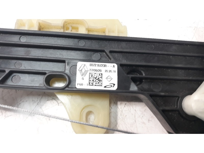 Recambio de elevalunas delantero izquierdo para renault clio v 1.5 blue dci diesel fap referencia OEM IAM 807216723R  